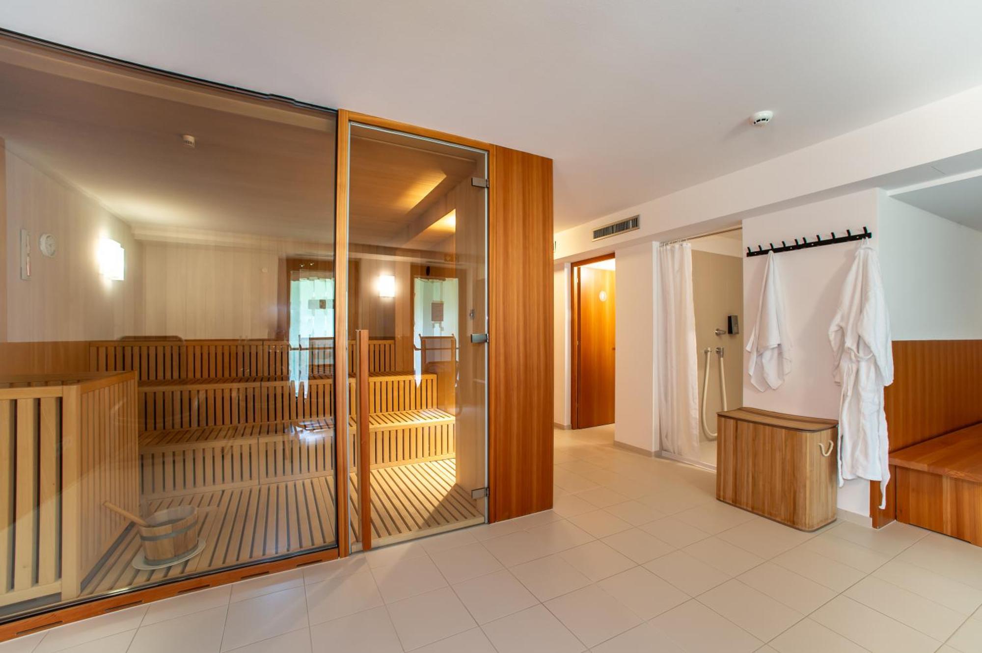 Bed & Breakfast Hotel Nives Solda Exterior photo