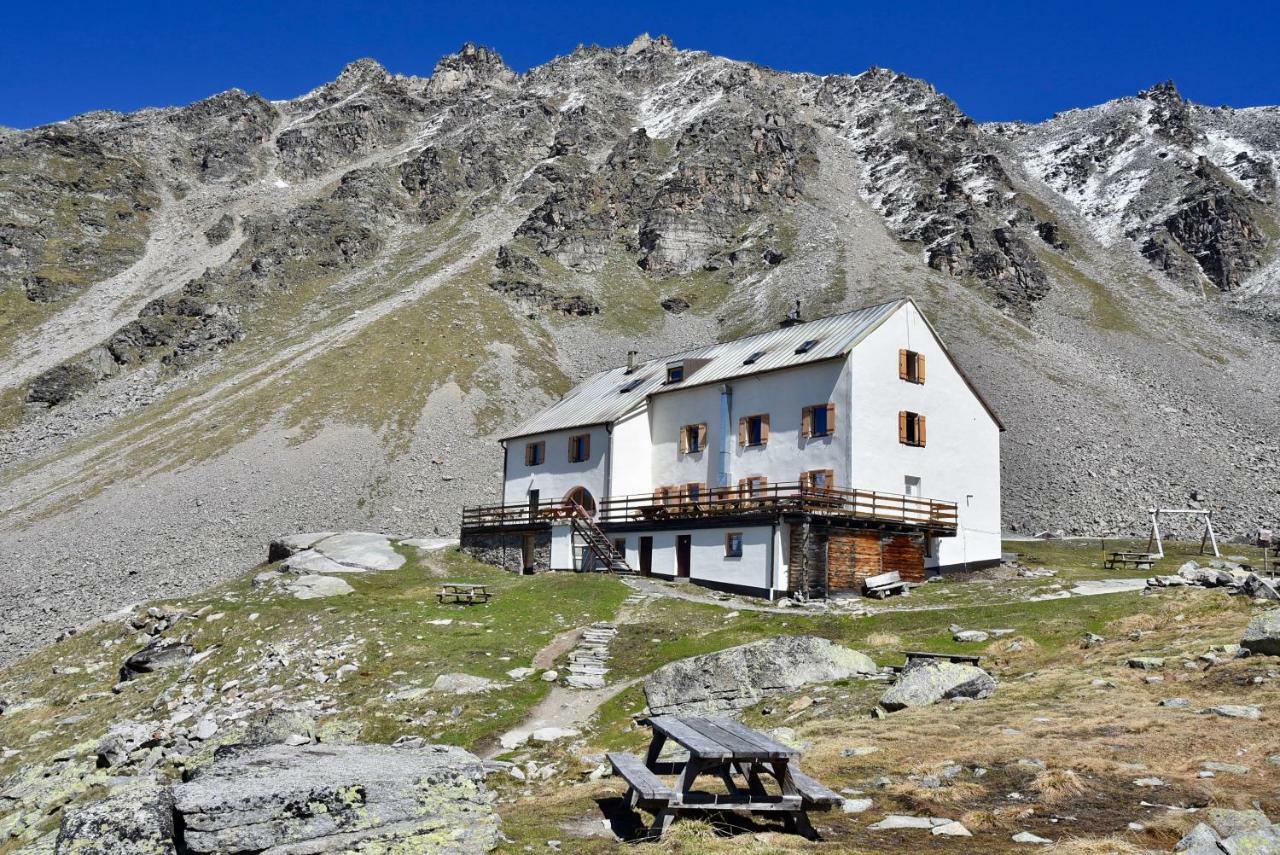 Bed & Breakfast Hotel Nives Solda Exterior photo
